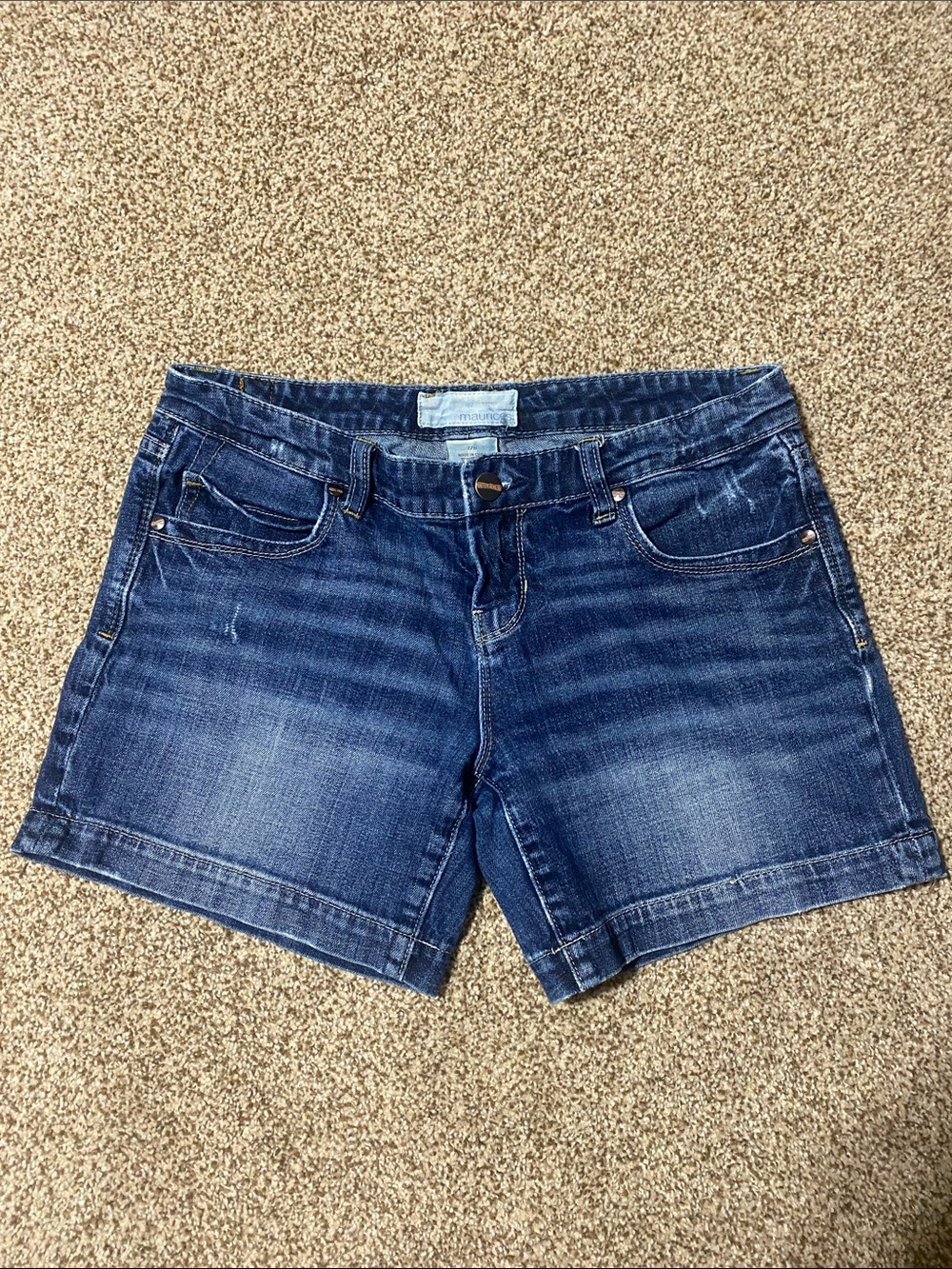 Maurices short.